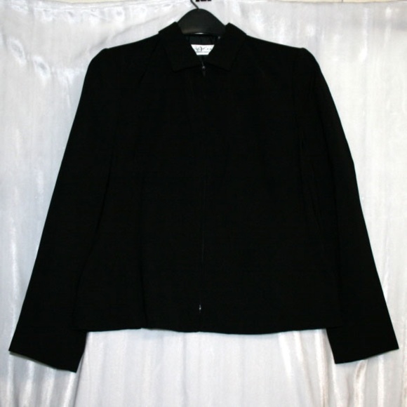 Liz Claiborne Jackets & Blazers - NWT Villager Petite Liz Claiborne Black Blazer